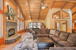 Immaculate Cabin with BBQ Deck and Community Pool
